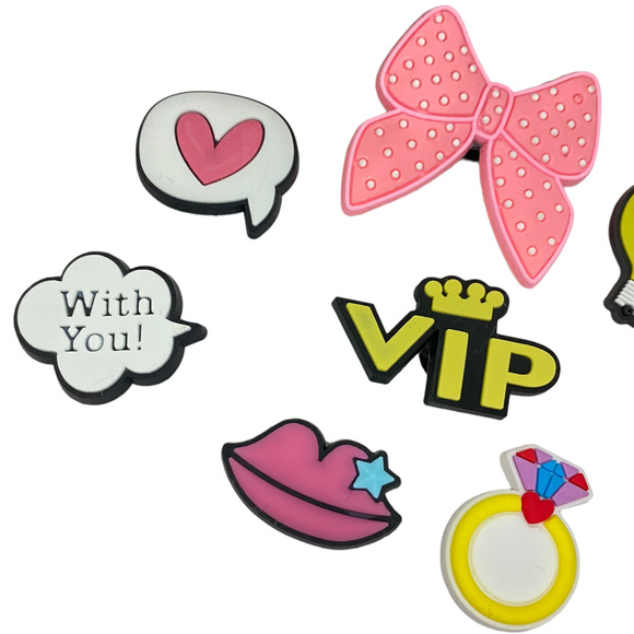Croc Charms VIP Bow Hearts Bling - Picture 2 of 4
